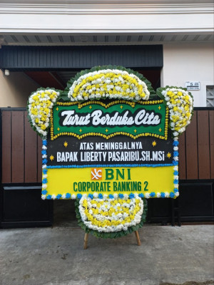 Papan Bunga Duka di Pondokaso Tonggoh