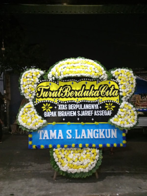 Papan Bunga Duka di Pondokaso Tonggoh
